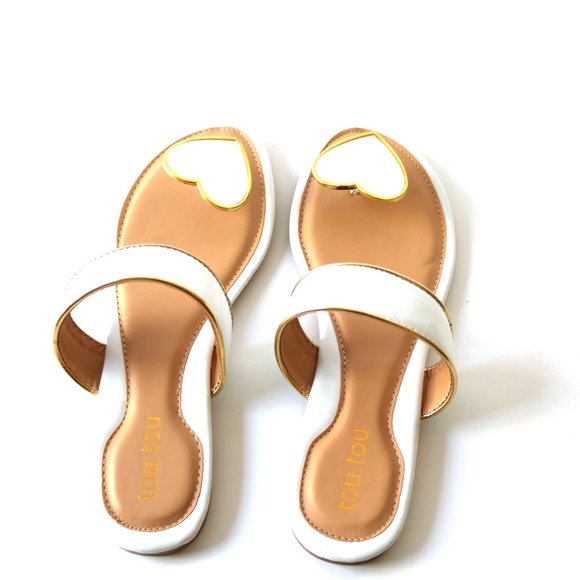 Tou Tou Sweetheart Sandals - Picture 8 of 8